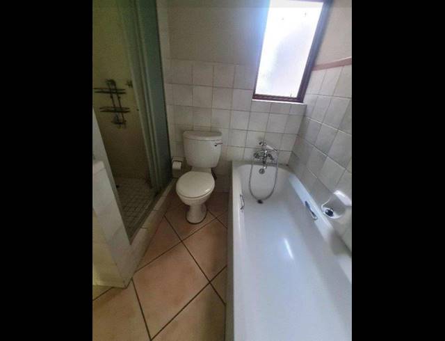 2 BEDROOM APARTMENT FOR SALE IN DOWERGLEN EXT 4